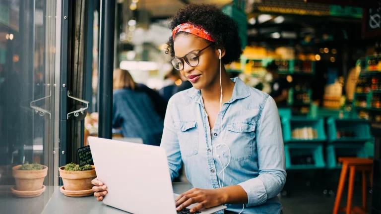 What Does a Virtual Assistant Agency Do?